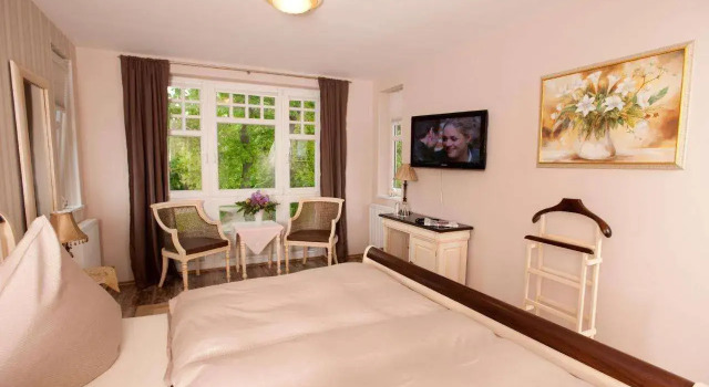 Hotel Bess, Забронировать Отель Альберсдорф 