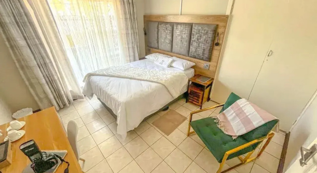 Номер Economy Kololo at 399 Guesthouse & Conference