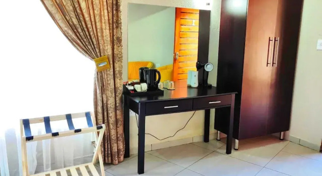 Номер Standard GEORGE B BOUTIQUE LODGE