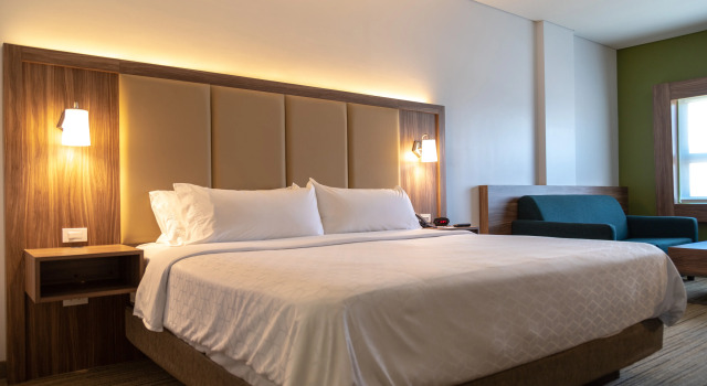 Holiday Inn Express & Suites - Ensenada Centro by IHG, Book Hotel Ensenada Baja California