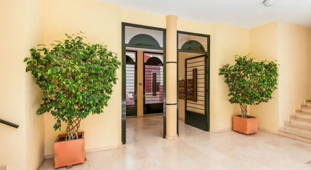 Comfy Holiday Home in Seville near Town Center, Забронировать Отель Отели Севильи 3 звезды, рядом с Оспиталь-де-лос-Венераблес, 3*