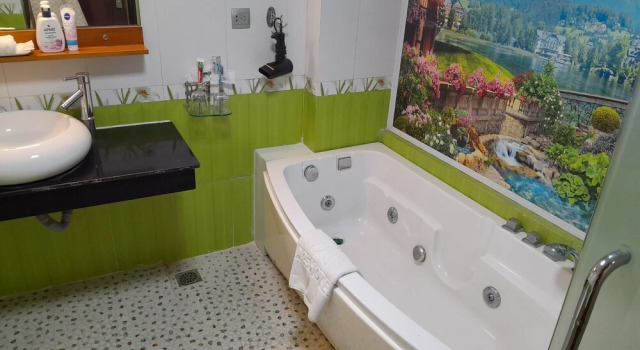 Номер Deluxe A25 Hotel - 45 Phan Chu Trinh