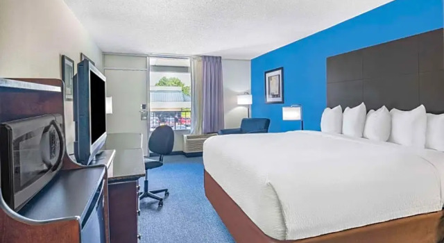 Номер Standard Days Inn and Suites by Wyndham Oxford