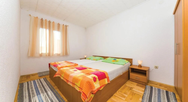 Amazing Home in Rogoznica With Wifi and 2 Bedrooms