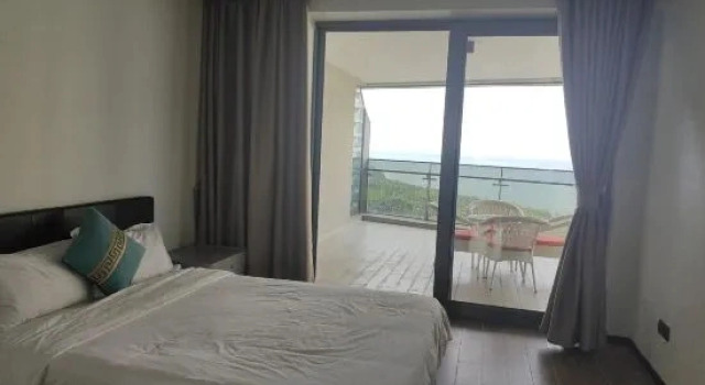 Люкс Deluxe с 3 комнатами Guanhai Yunxuan Holiday Apartment
