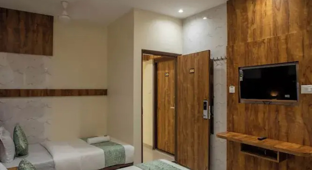 Номер Premium Hotel Heraa International Mumbai