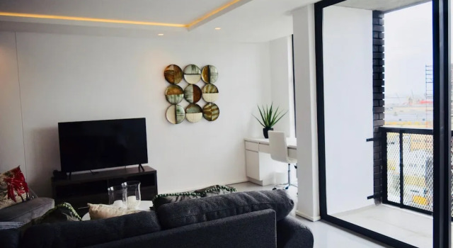 Modern 1 Bedroom Apartment in Cape Town, Забронировать Апартаменты/квартира Апартаменты Cape Peninsula, Апартаменты/квартира