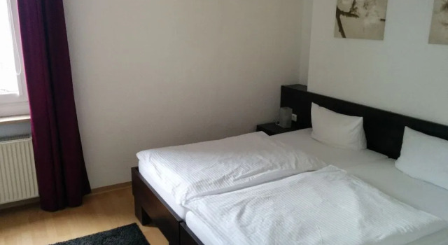 Boardinghouse - Stadtvilla Budget, Забронировать Отель Отели Нижней Франкония с парковкой, Парковка