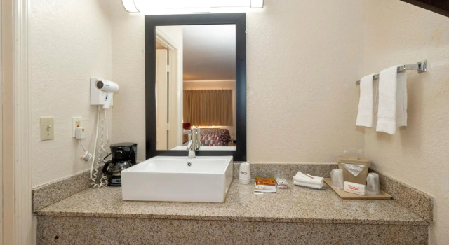 Двухместный номер Deluxe Red Roof Inn Ft Pierce