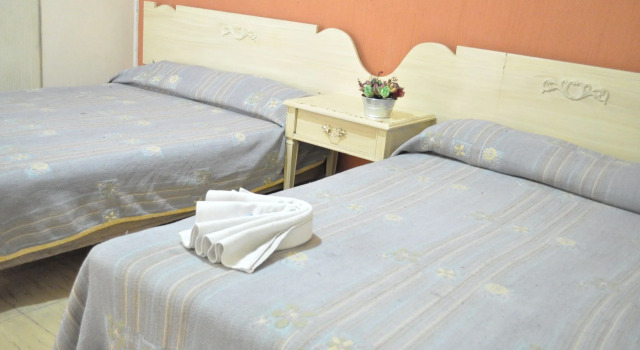 Hotel Metropolitan I