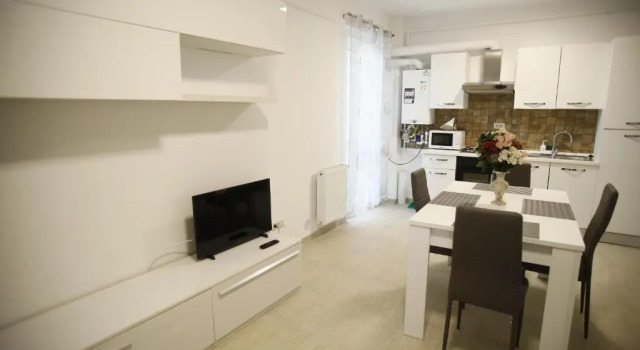 Lar Apartment, Rezerwuj Apartament Hotele w Carpathians - Romania z parkingiem, Parking