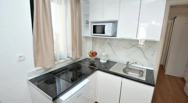 Апартаменты c 1 комнатой с балконом и с видом на бассейн Apartments Villa Tomislav