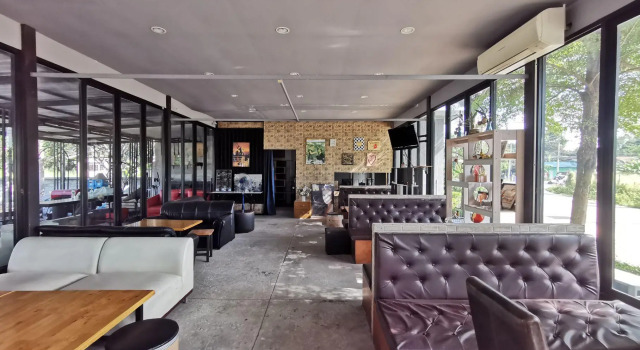 De Coco House, Забронировать Отель Отели Сирача 3 звезды, рядом с J-Park Nihon Mura Community Mall, 3*