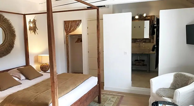 Bastide Nomade - guest house, Забронировать Отель «постель и завтрак» Сен-Поль-де-Ванс Приморские Альпы