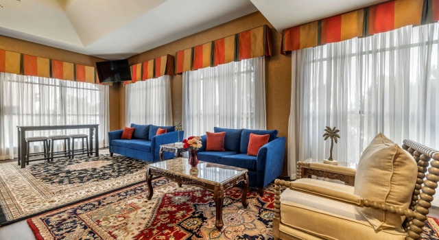 Best Western Plus South Bay Hotel