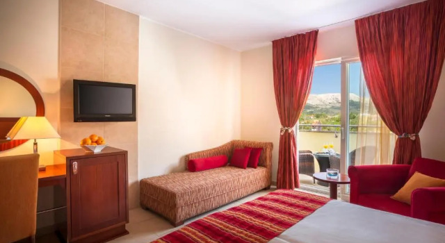 Трёхместный номер Superior Valamar Villa Adria