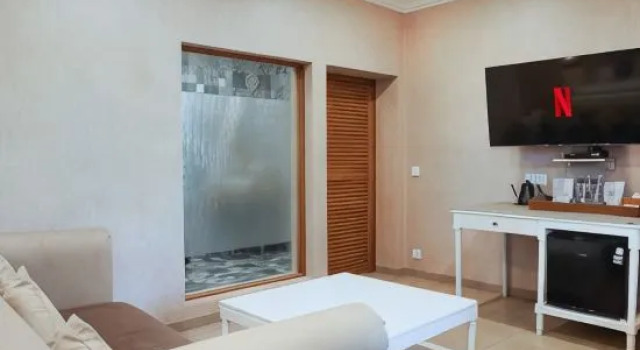 Полулюкс Coconut Lodge Resort