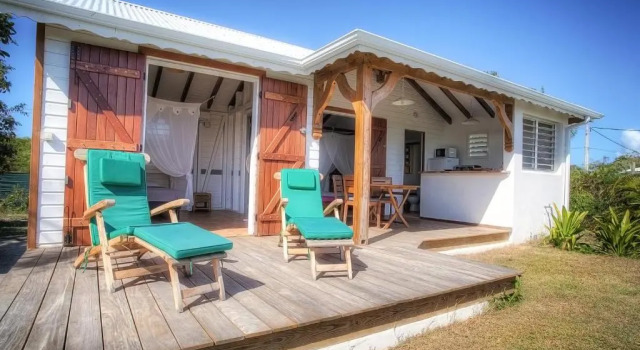 Holiday home Pointe des Châteaux, Rezerwuj Apartament Hotele w Grande-Terre z parkingiem, Parking