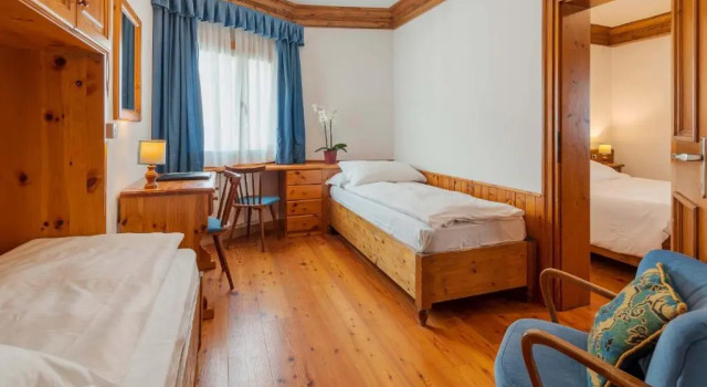 Четырёхместный номер Standard Royal Hotel Cortina