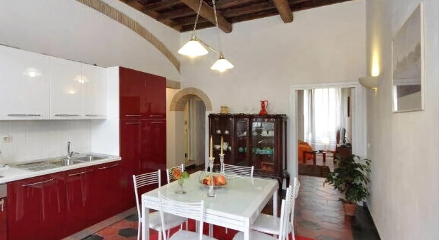Rome Center Trastevere with WiFi and Netflix, Забронировать Отель Трастевере Рим, рядом с Уста истины