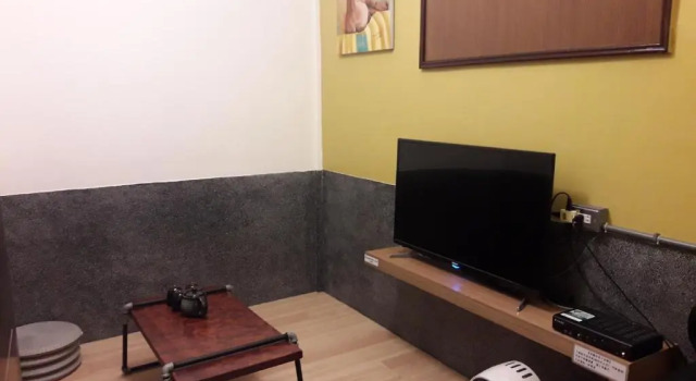 Апартаменты с 2 комнатами Old House Small Home