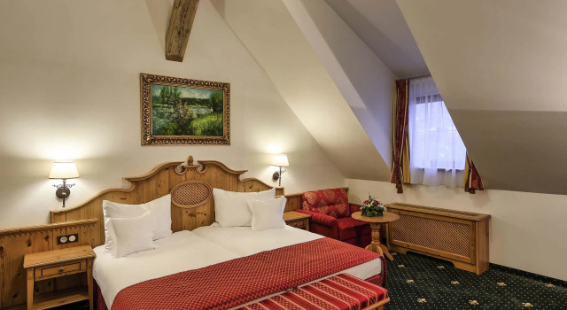 Mercure Sighisoara Binderbubi Hotel & Spa, Book Resort Sighişoara Mureş