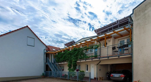 Hotel-Pension Lender, Buchen Sie Hotel Hotels in Oderbruch mit Parkplatz, Parkplätze