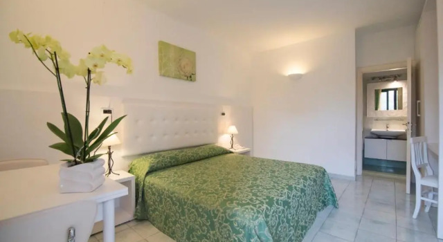 Hotel Residence Villa San Giovanni, Book Hotel Hoteller i San Giovanni med morgenmad, Morgenmad