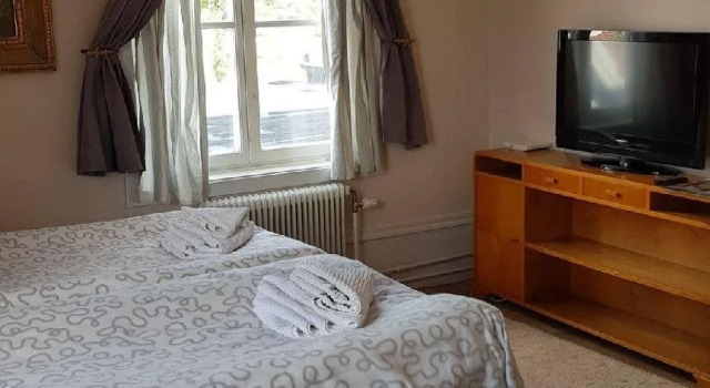 Kolbäcks Gästgivaregård, Varaa Hotelli  