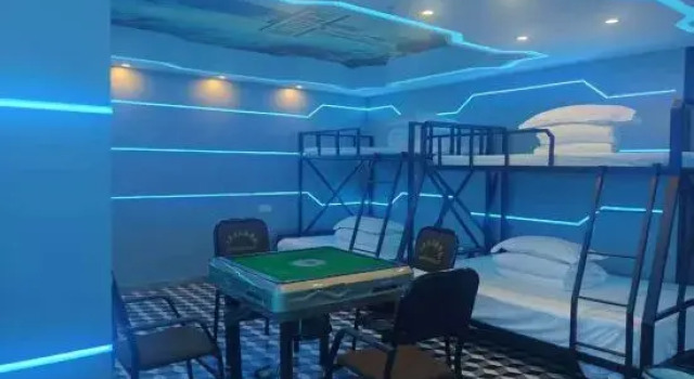 Кровать в общем номере Binxi Business Hotel