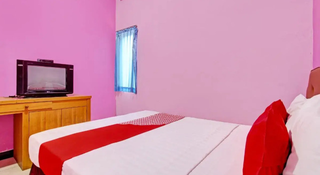 Suite OYO 93660 New Family Hotel Syariah