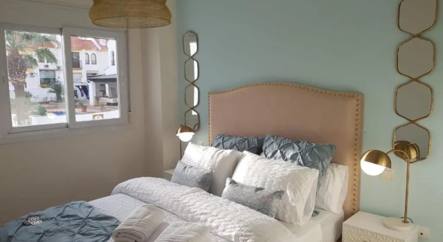 3 bedrooms Puerto B 1st floor, Забронировать Отель Отели Эстепона с парковкой, рядом с Палеонтологический музей, Парковка