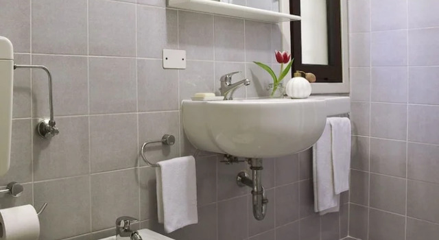 Одноместный номер Economy Hotel Cervetta 5