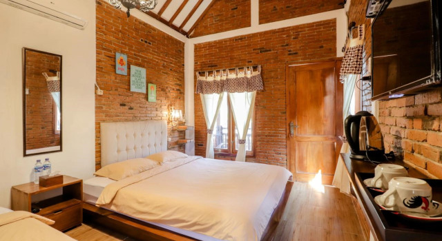Omah Teras Bata Guesthouse, Rezerwuj Hotel Bantul Yogyakarta Province