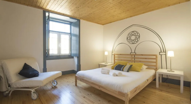 Hostel Sé Velha, Забронировать Хостел Хостелы Коимбры, рядом с Casa Museu Bissaya Barreto, Хостел