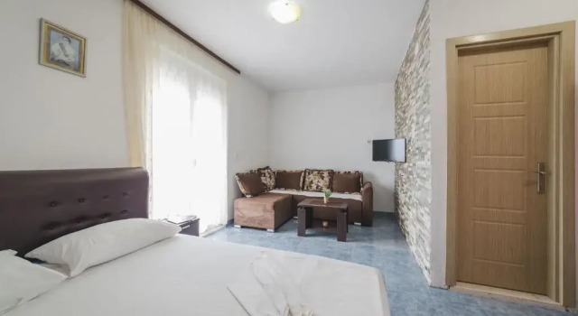 Студия с балконом и с видом на море Apartments Boki