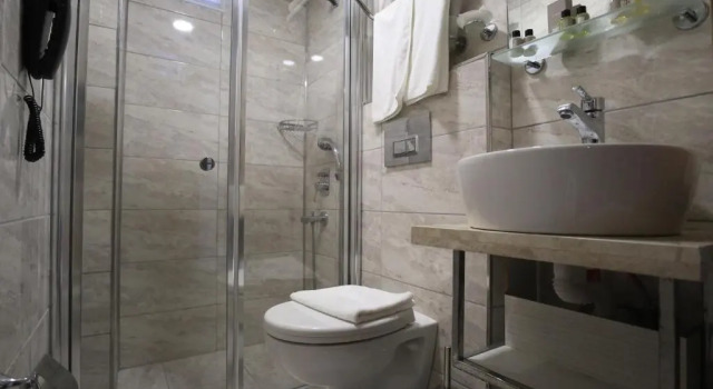 Трёхместный номер NL Amsterdam Hotel