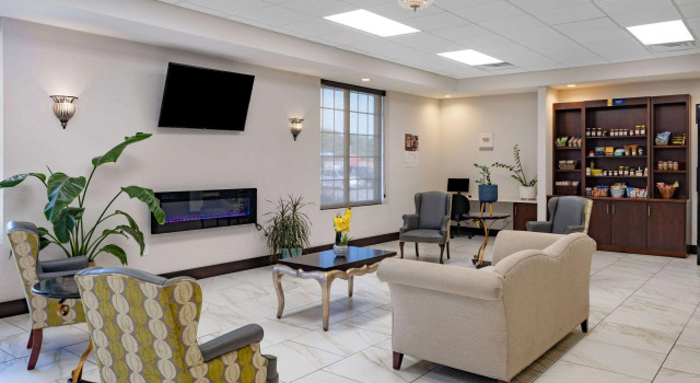 Days Inn and Suites by Wyndham Oxford, Забронировать Отель Оксфорд Северная Каролина