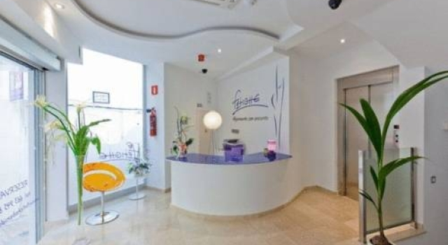 Hotel Fetiche Alojamiento con Encanto, Забронировать Отель Отели в центре Бенидорм с завтраком, отели в центре Бенидорм с завтраком