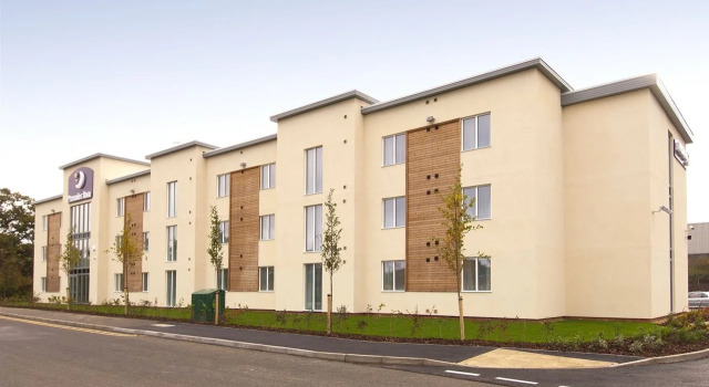 Premier Inn Burgess Hill, Забронировать Отель Отели Исторического графства Суссекса с парковкой, Парковка