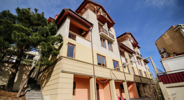 Hills Hotel