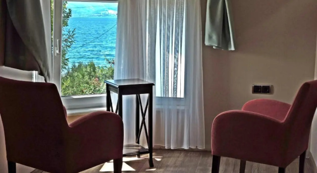 Luksusowy dwuosobowy pokój z częściowym widokiem Senler Hotel