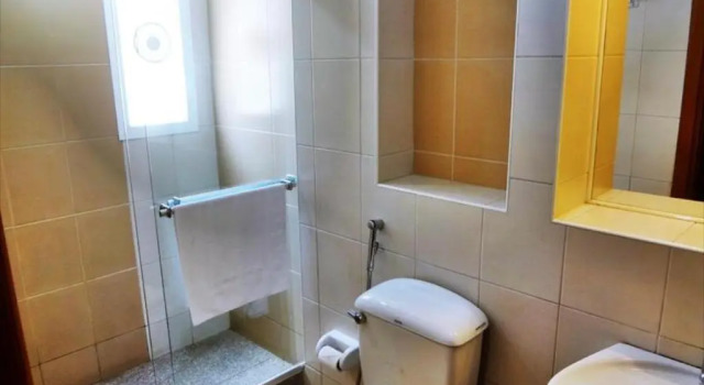 Standardowy dwuosobowy pokój Johny International Hotel