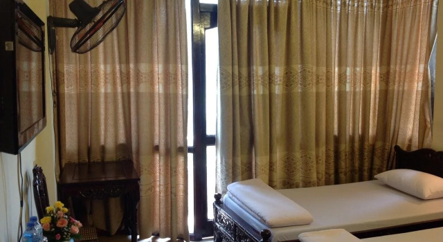 Phong Lan Hotel