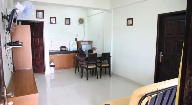 Трёхместный семейный номер Standard c 1 комнатой с видом на озеро Pandu Lakeside Hotel Parapat - Toba Lake