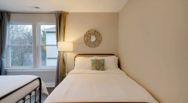 East Modern Home, Prenota Hotel Hotel a Tennessee con parcheggio, Parcheggio