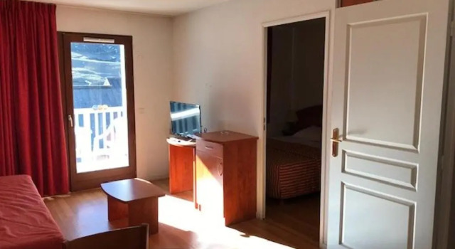 Appartement La Mongie, 2 pièces, 4 personnes - FR-1-404-329, Забронировать Апартаменты/квартира Отели Tourmalet Ski Resort с парковкой, Парковка