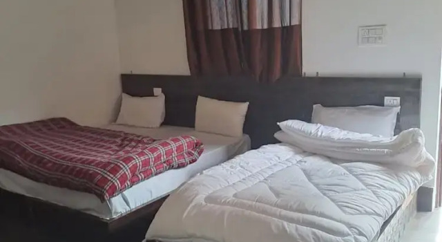 Номер Deluxe Goroomgo Kedar Chaukhamba Homestay