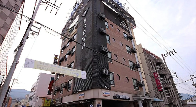 Brown Hotel