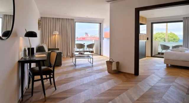 Полулюкс Hôtel & Spa Rocabella
